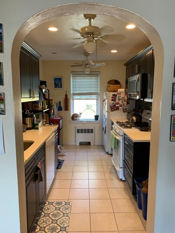 865 Boylston St unit 5, Newton Highlands, MA 02461 - photo 3