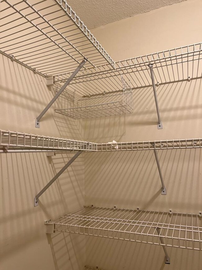 102 Sheffield E unit 102, West Palm Beach, FL 33417 - photo 7