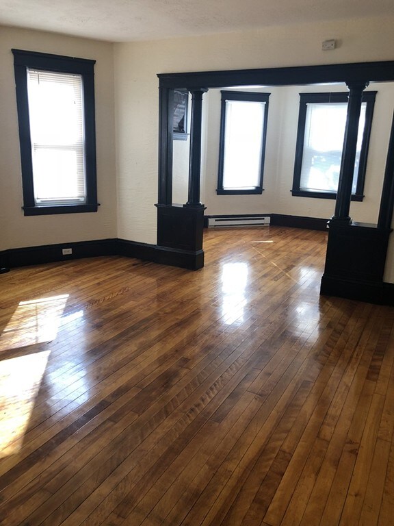 101 Arthur St, Worcester, MA 01604 - photo 4