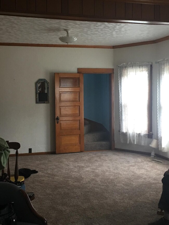 109 W Glendale Ave, La Porte, IN 46350 - photo 7