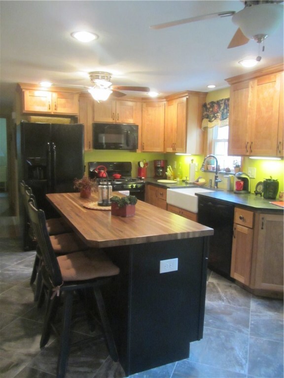 259 Cooper Rd, Chepachet, RI 02814 - photo 3