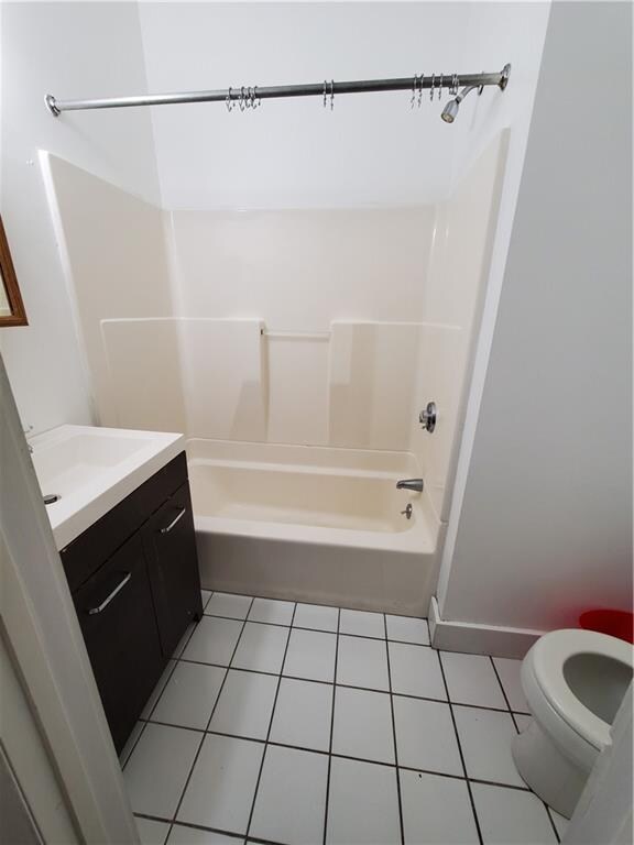 160 Broadway unit 3, Newport, RI 02840 - photo 7