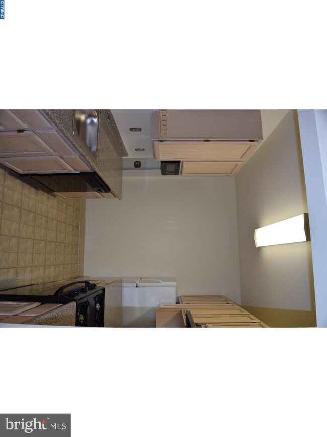 2703 Waters Edge Dr unit 2703, Newark, DE 19702 - photo 5