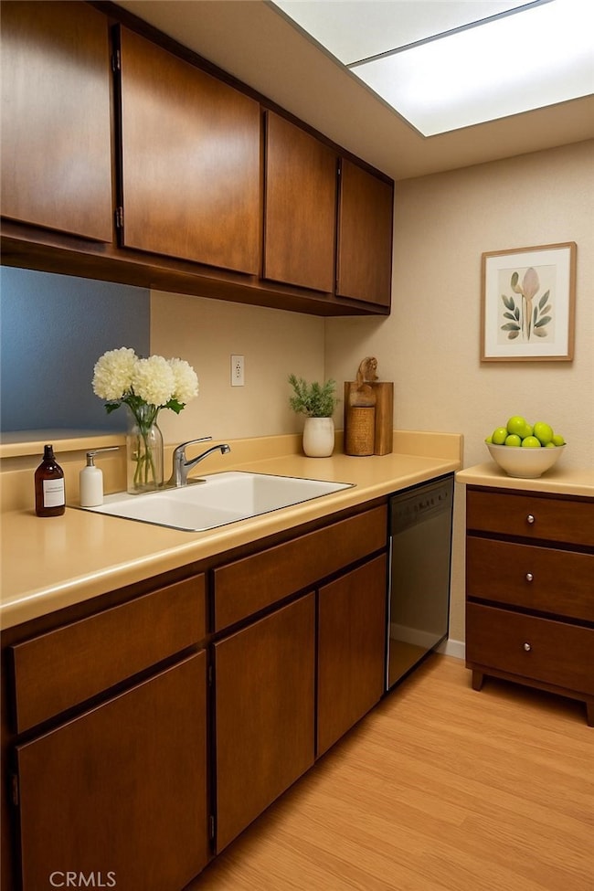 1545 Pyrenees Ave unit 27, Stockton, CA 95210 - photo 4