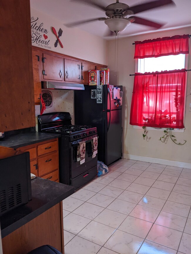 111 Sterling Ave unit 1B, Jersey City, NJ 07305 - photo 6