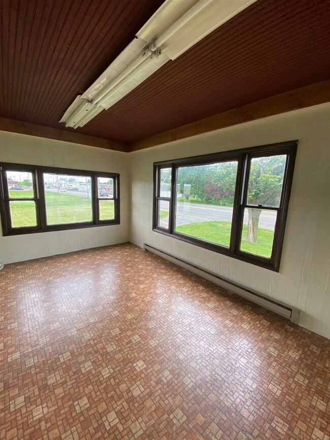 223 Ash St, Tipton, IN 46072 - photo 3