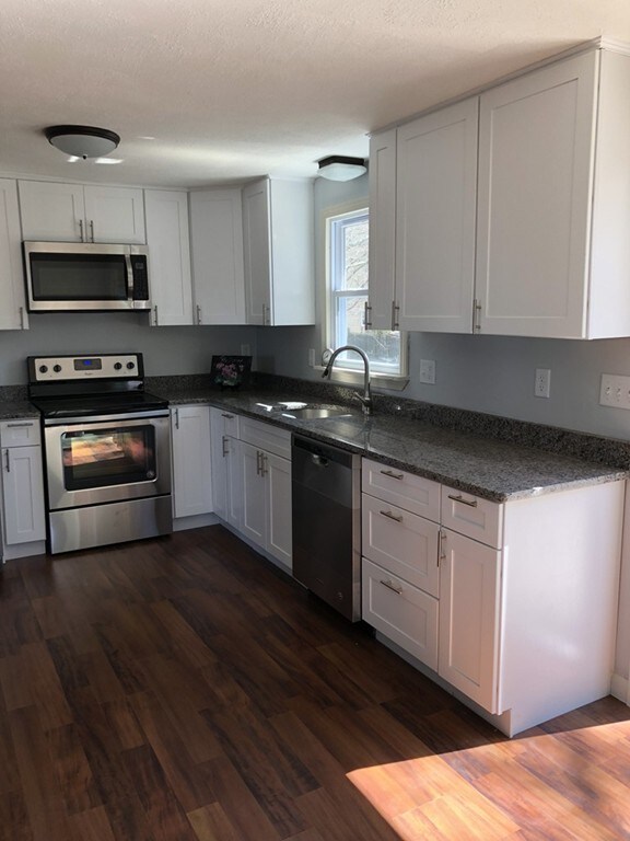 74 Lakeshore Dr, Bellingham, MA 02019 - photo 6