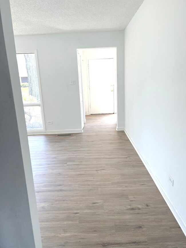 19030 Loretto Ln, Country Club Hills, IL 60478 - photo 7