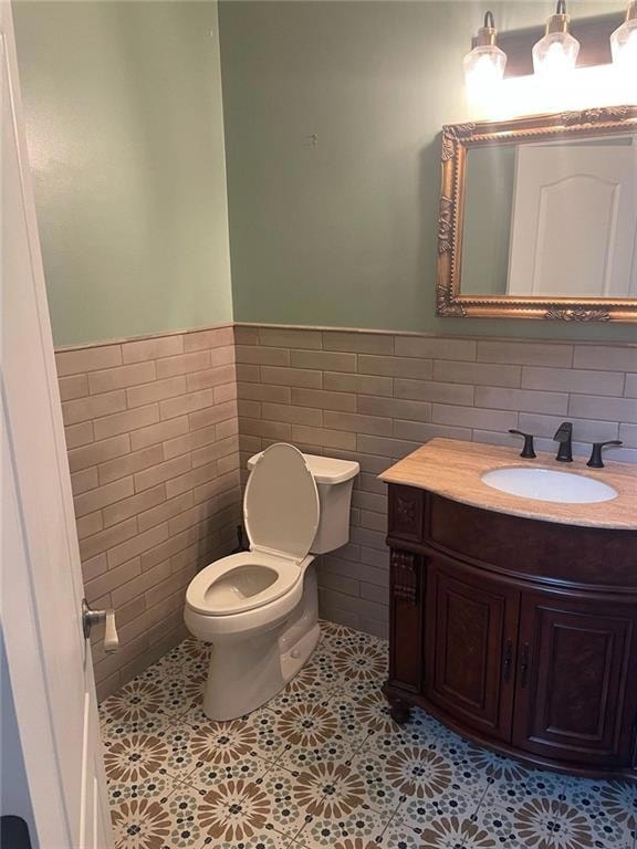 2432 Temple View Dr, Snellville, GA 30078 - photo 5