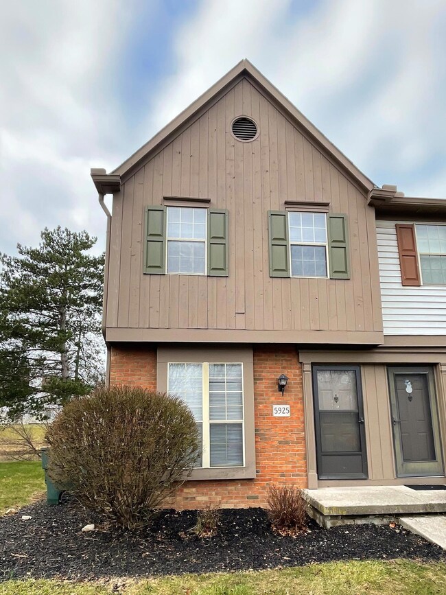 5925 Shadow Lake Cir unit 5852, Columbus, OH 43235 - photo 5