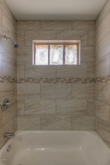 2nd Bathroom (2)-FULL