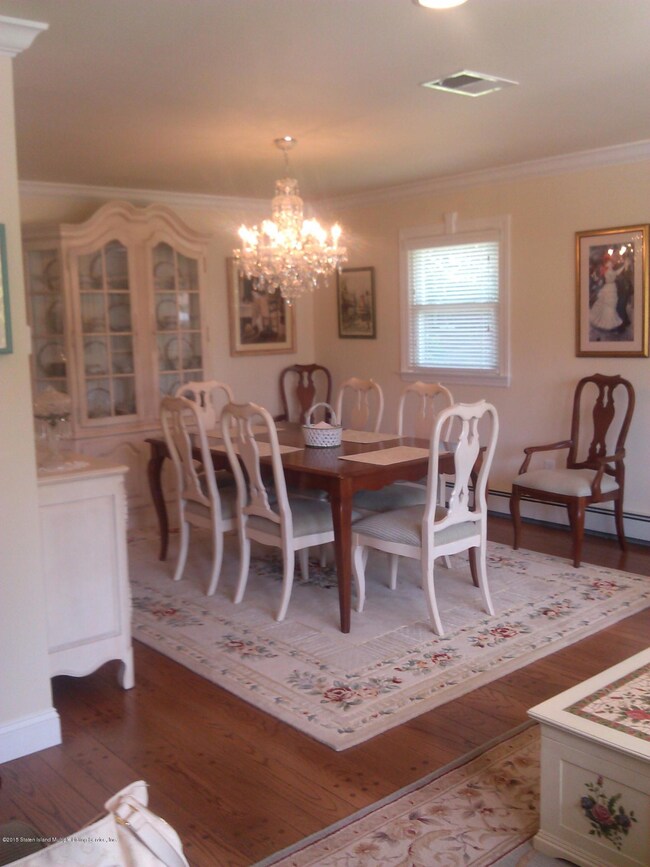66 Woodlawn Ave, Staten Island, NY 10305 - photo 5