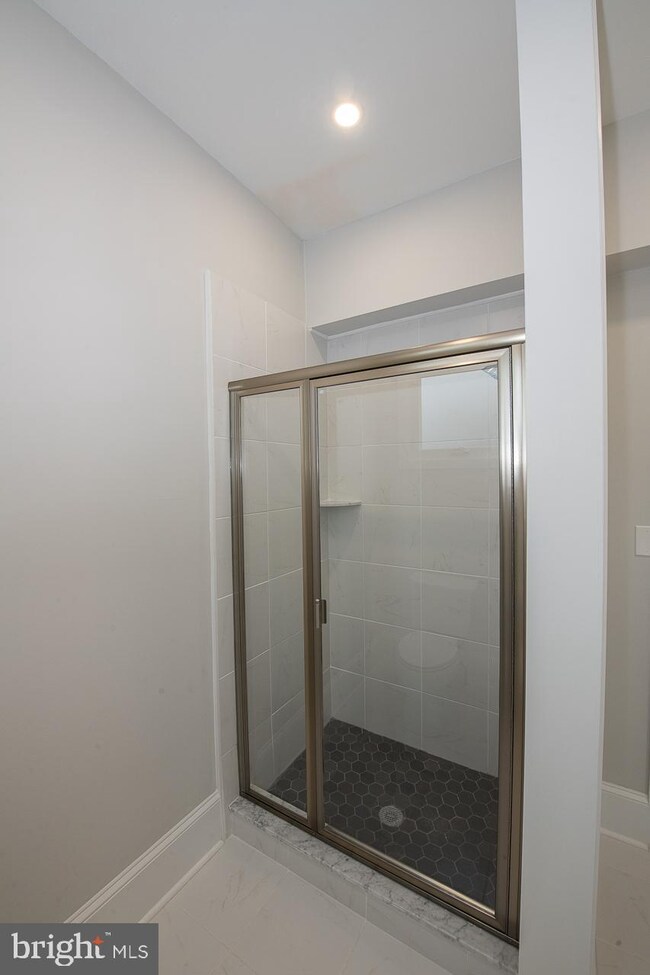 1043 County Line Rd unit 1, Bryn Mawr, PA 19010 - photo 5