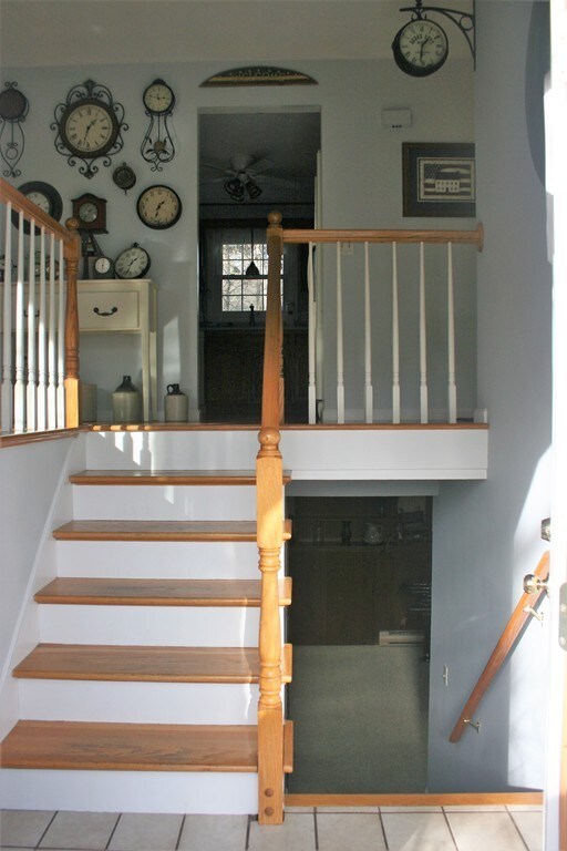 70 Donald Tennant Cir, North Attleboro, MA 02760 - photo 4