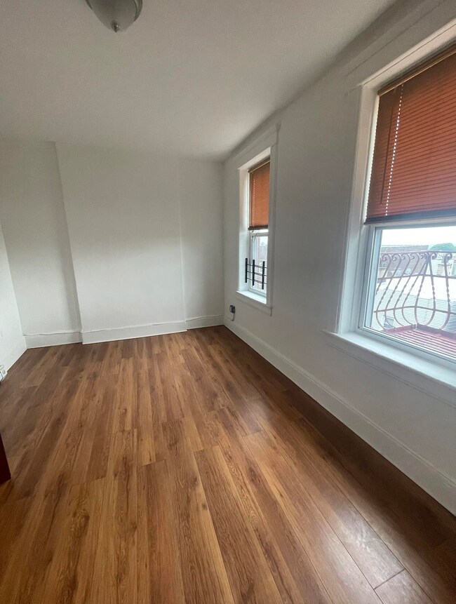 816 Bergenline Ave unit 17, Union City, NJ 07087 - photo 4