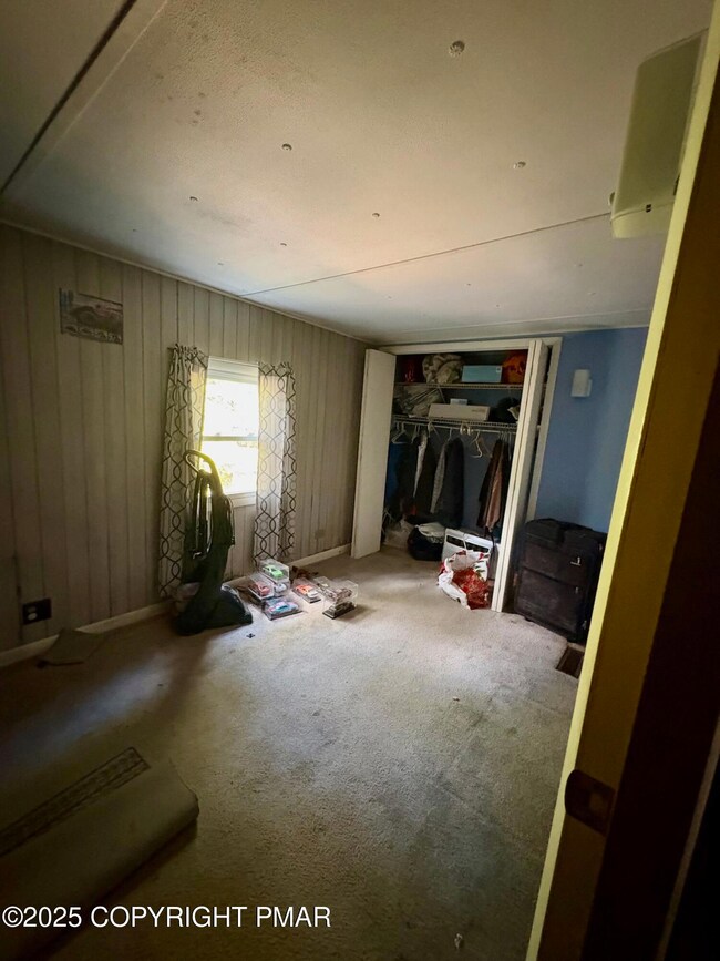 197 Koehler Rd, Saylorsburg, PA 18353 - photo 6