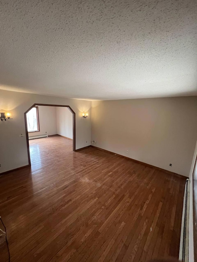 939 Lois Ln, Circle Pines, MN 55014 - photo 3