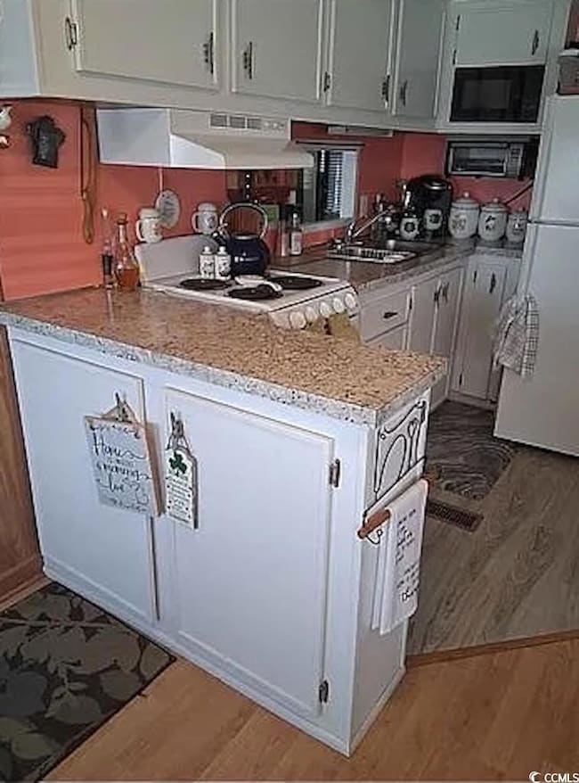 9700 Kings Rd, Myrtle Beach, SC 29572 - photo 4