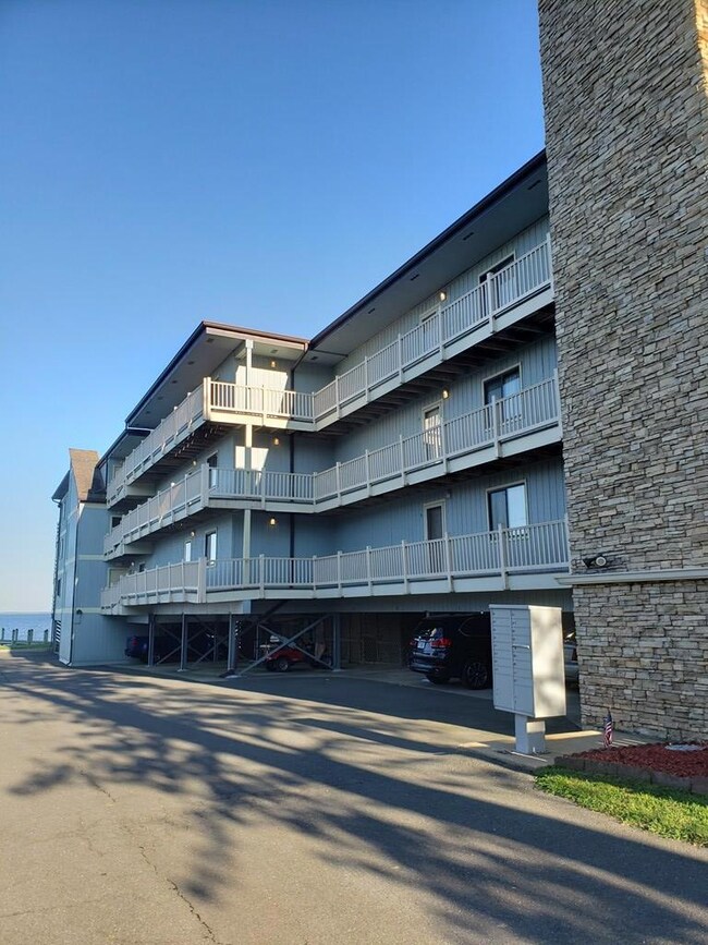 St John Condo