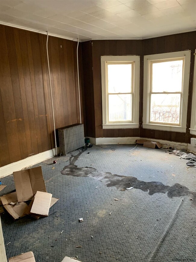 902 Congress St, Schenectady, NY 12303 - photo 3