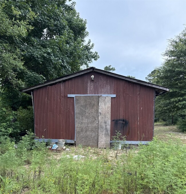 Storage shed will stay with the property.