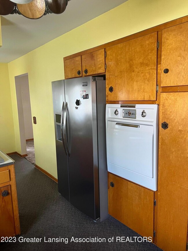 958 Hein Ave, Lansing, MI 48911 - photo 7