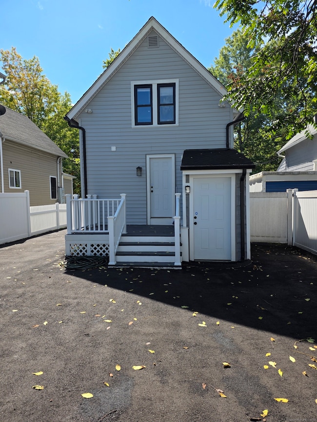 56 Stone St, Stamford, CT 06902 - photo 2