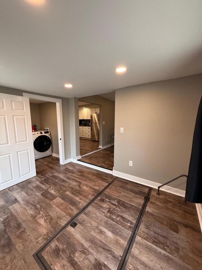 entry / front room