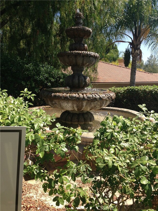 5220 Premiere Hills Cir unit 113, Woodland Hills, CA 91364 - photo 7