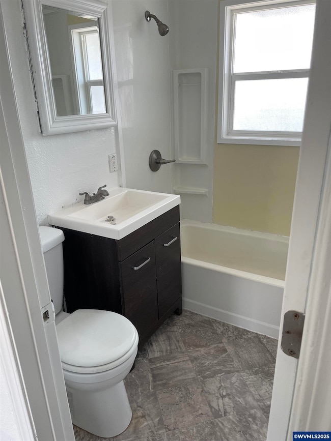 1453 (&1451) Hiatt St, Lebanon, OR 97355 - photo 3