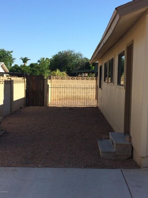3926 S Poplar St, Tempe, AZ 85282 - photo 5