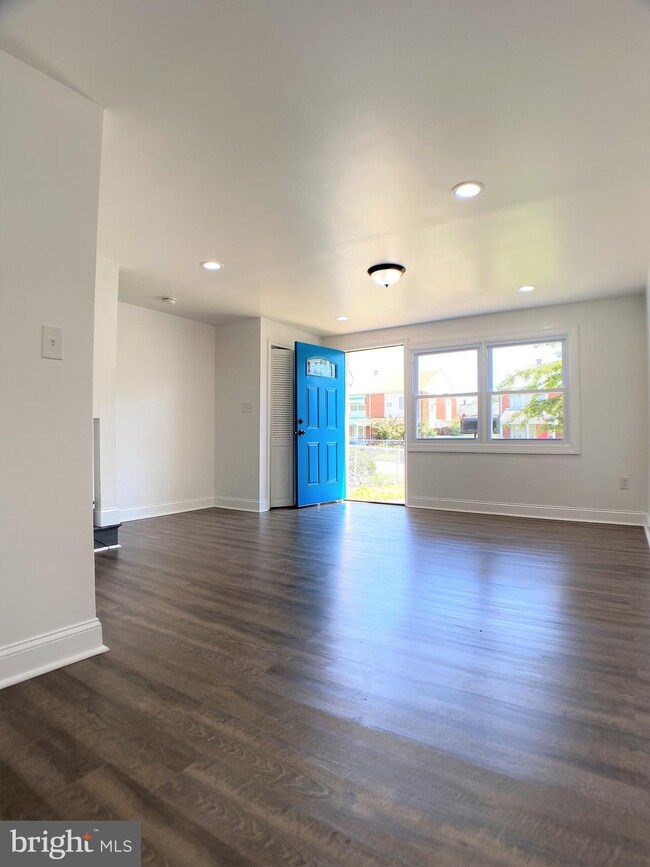 2038 Kelmore Rd, Dundalk, MD 21222 - photo 5