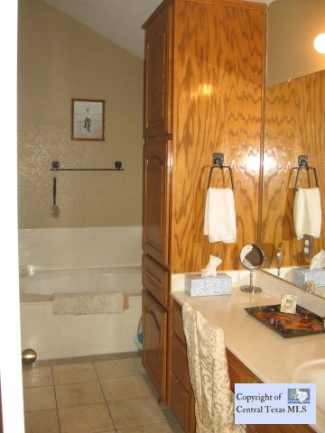 1912 Ramona Cir, San Marcos, TX 78666 - photo 6