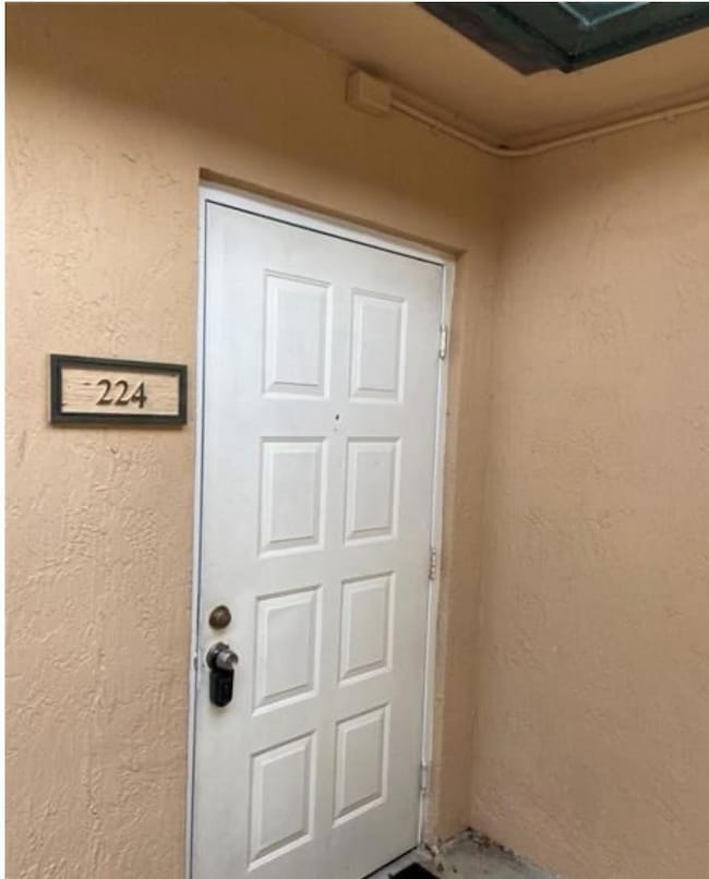 9955 Westview Dr unit 224, Coral Springs, FL 33076 - photo 4