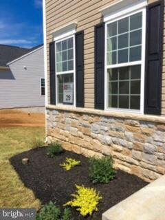 237 Doyle St, Gerrardstown, WV 25420 - photo 3