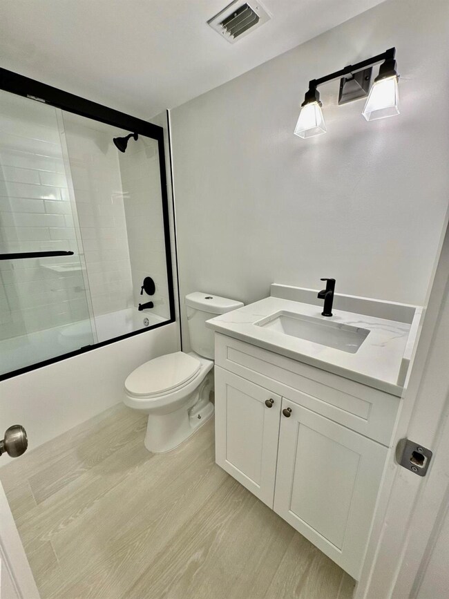 6446 Chasewood Dr unit B, Jupiter, FL 33458 - photo 6