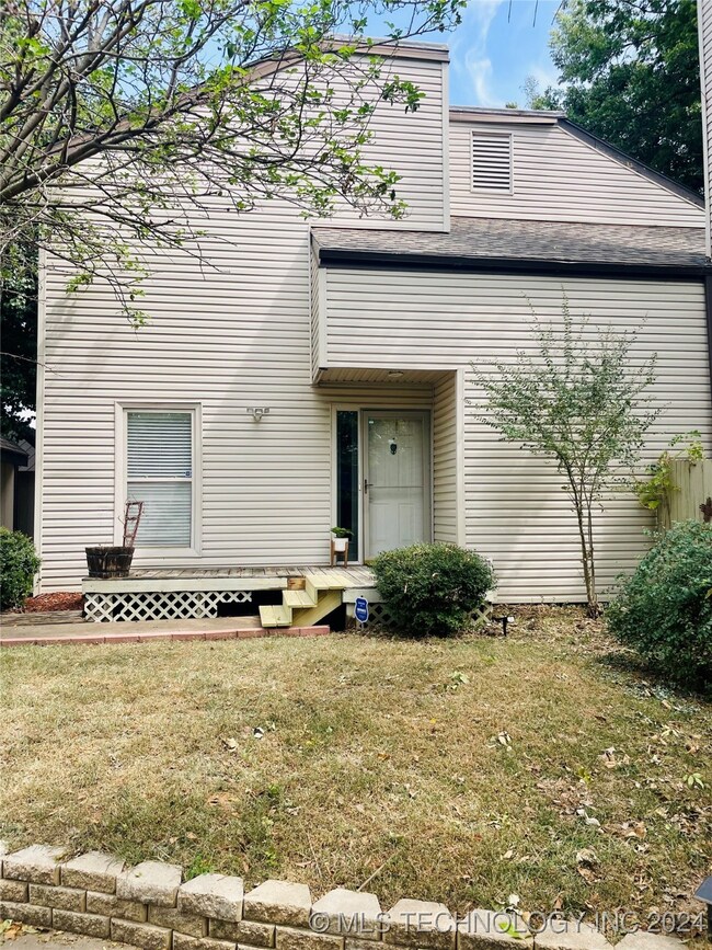 Nice well kept condo at the back end corner of the