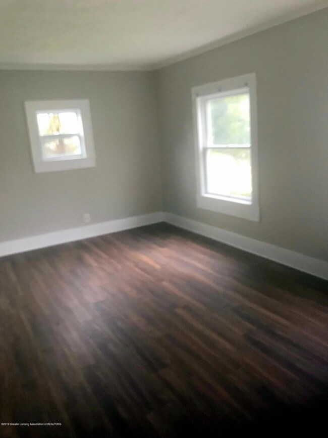 755 Wisconsin Ave, Lansing, MI 48915 - photo 3