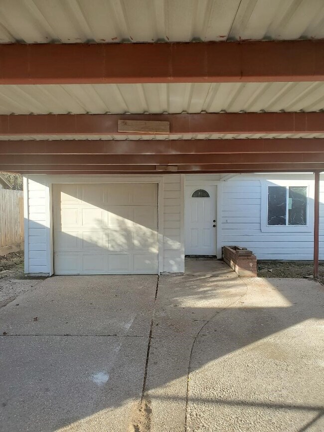 7645 W Knoll St, Houston, TX 77028 - photo 2