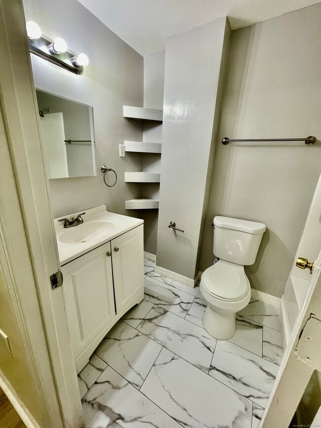 92 W Main St unit 1, Vernon, CT 06066 - photo 4