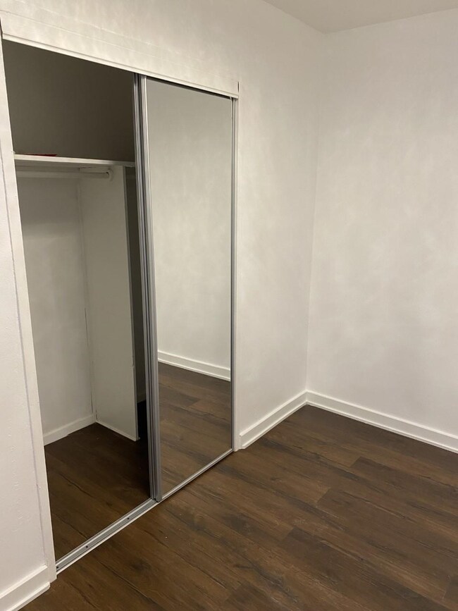 10 Huron Ave unit 10H, Jersey City, NJ 07306 - photo 7