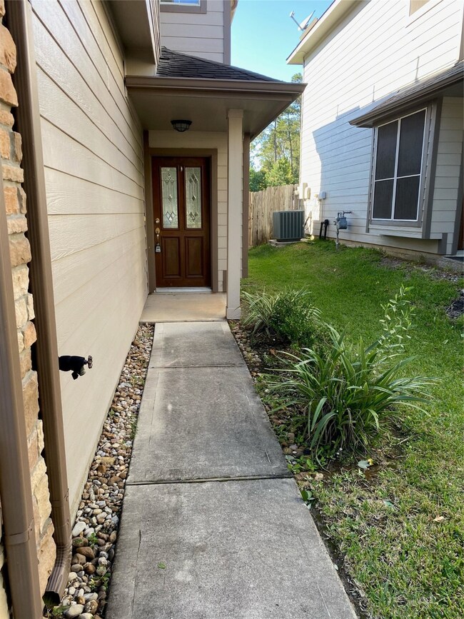 231 Bloomhill Place, Magnolia, TX 77354 - photo 2