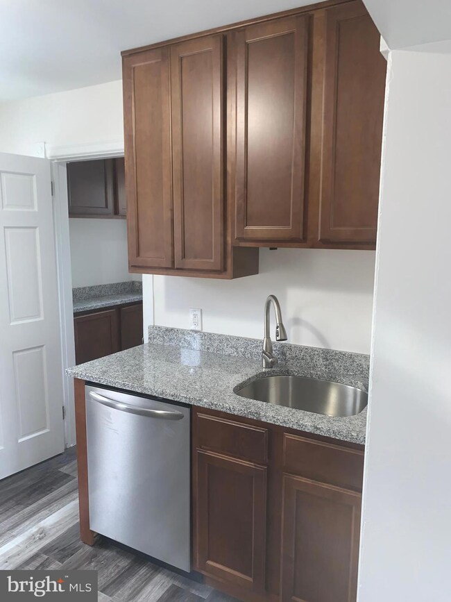 411 Vine St, Delanco, NJ 08075 - photo 7