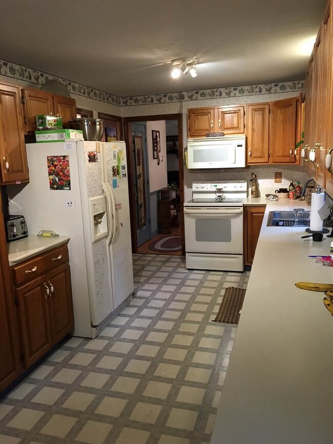 150 Pine River Pond Rd, Sanbornville, NH 03872 - photo 7