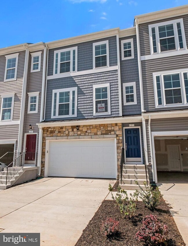 6211 Davinci St, Frederick, MD 21703 - photo 2