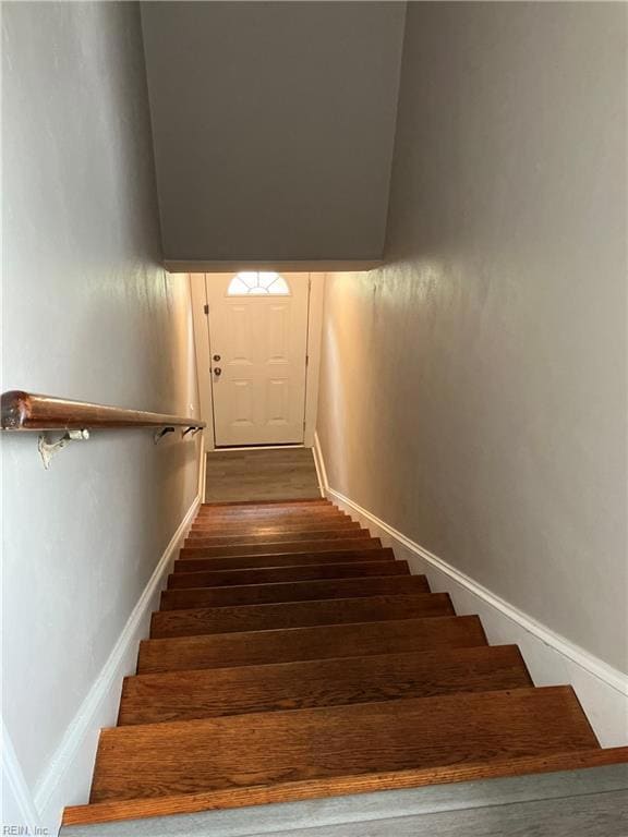 313 1/2 Cedar St, Suffolk, VA 23434 - photo 2