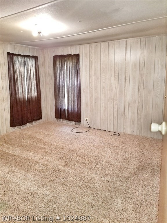 Mobile 1 Master bedroom