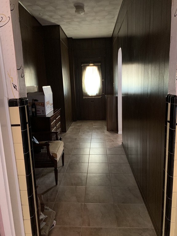 26 Highland St, Revere, MA 02151 - photo 2