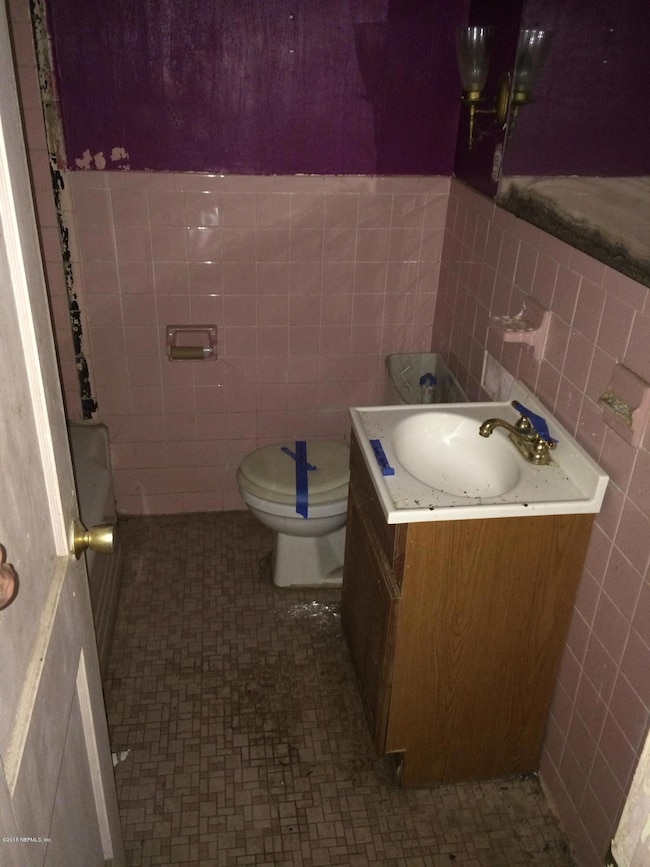 4804 Irvington Ave, Jacksonville, FL 32210 - photo 2