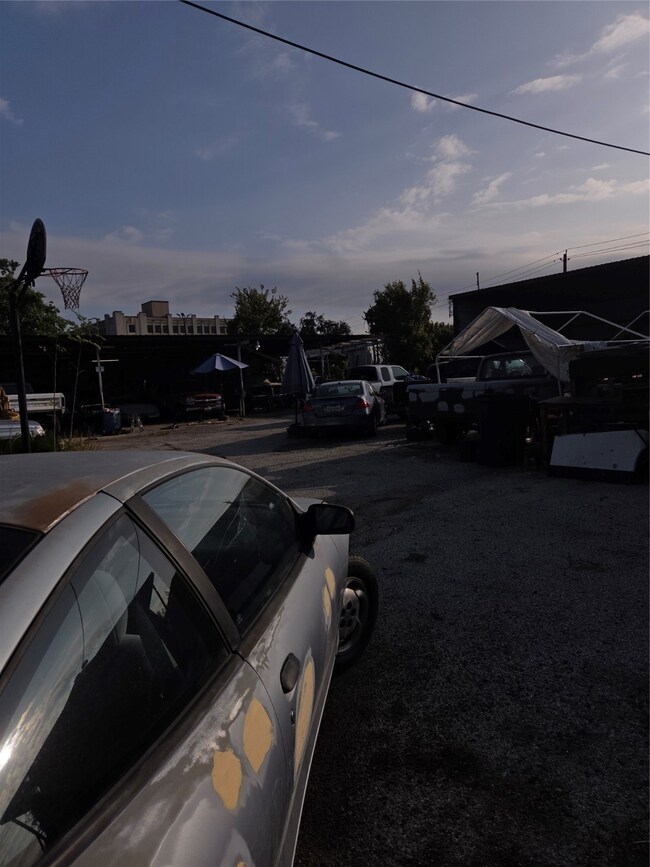 1303 Lansing St unit 1, Houston, TX 77023 - photo 6